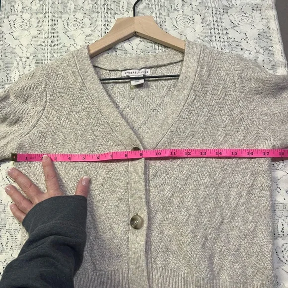 Sincerely Jules Women's Cardigan Sweater - Picture 10 of 11